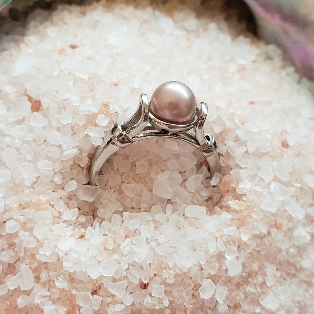 Vantel Pearl's "Fortune Teller" ring